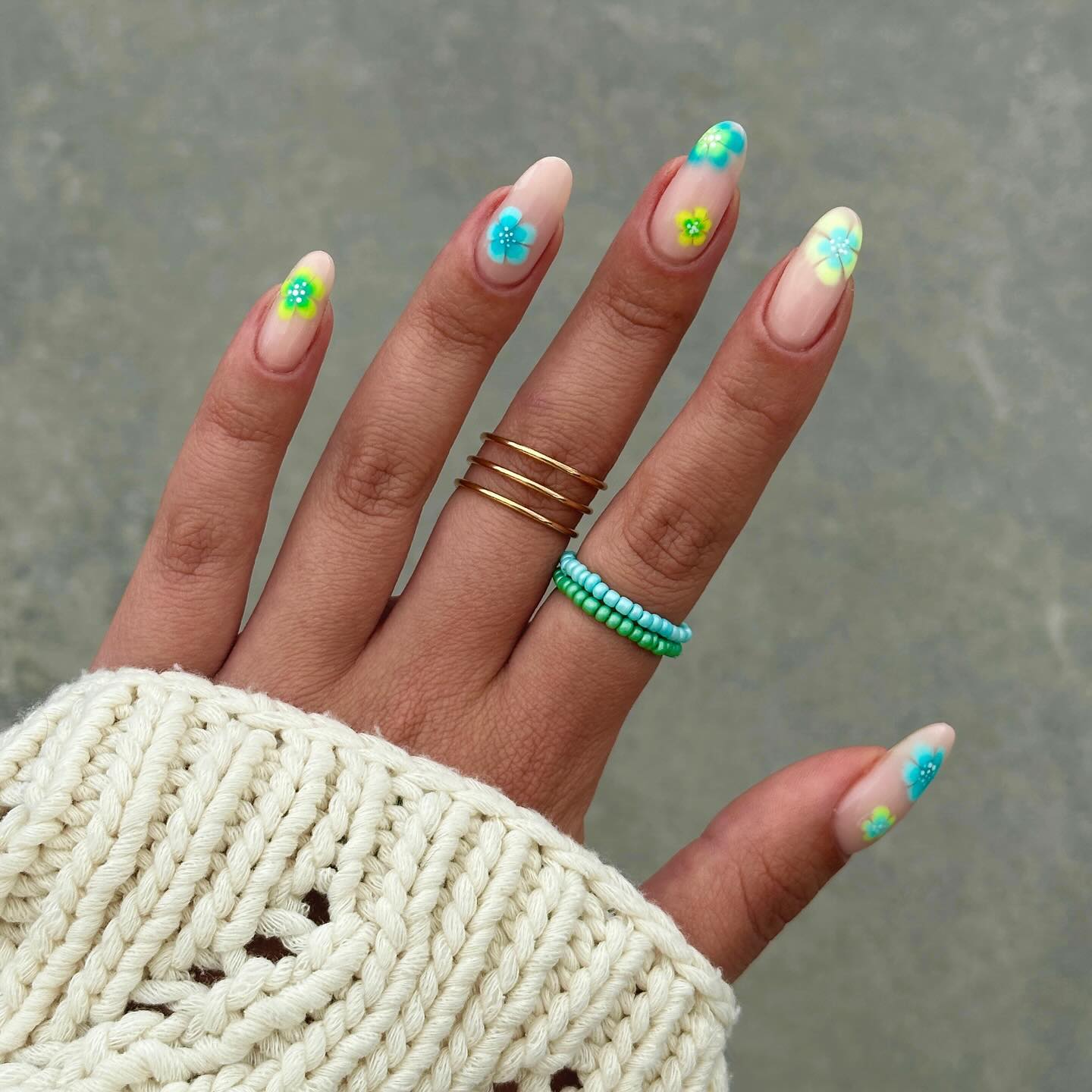 Ідеї на будь-який смак. Свіжі тренди літнього манікюру, які вам захочеться повторити