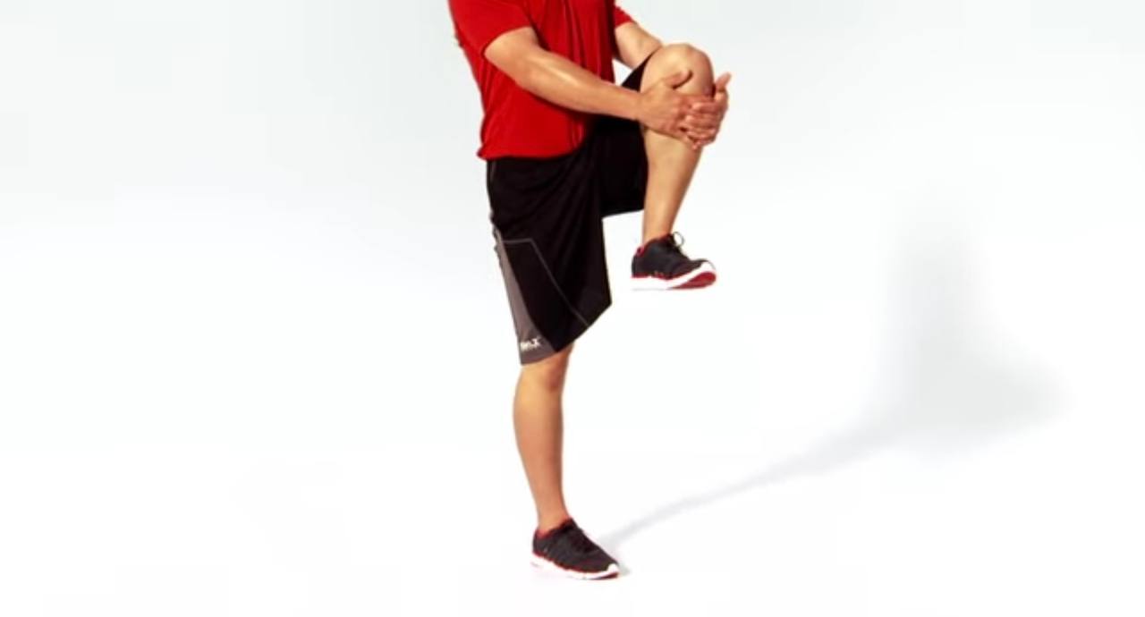 4 простих вправи, які зміцнюють м'язи стегон та суглоби