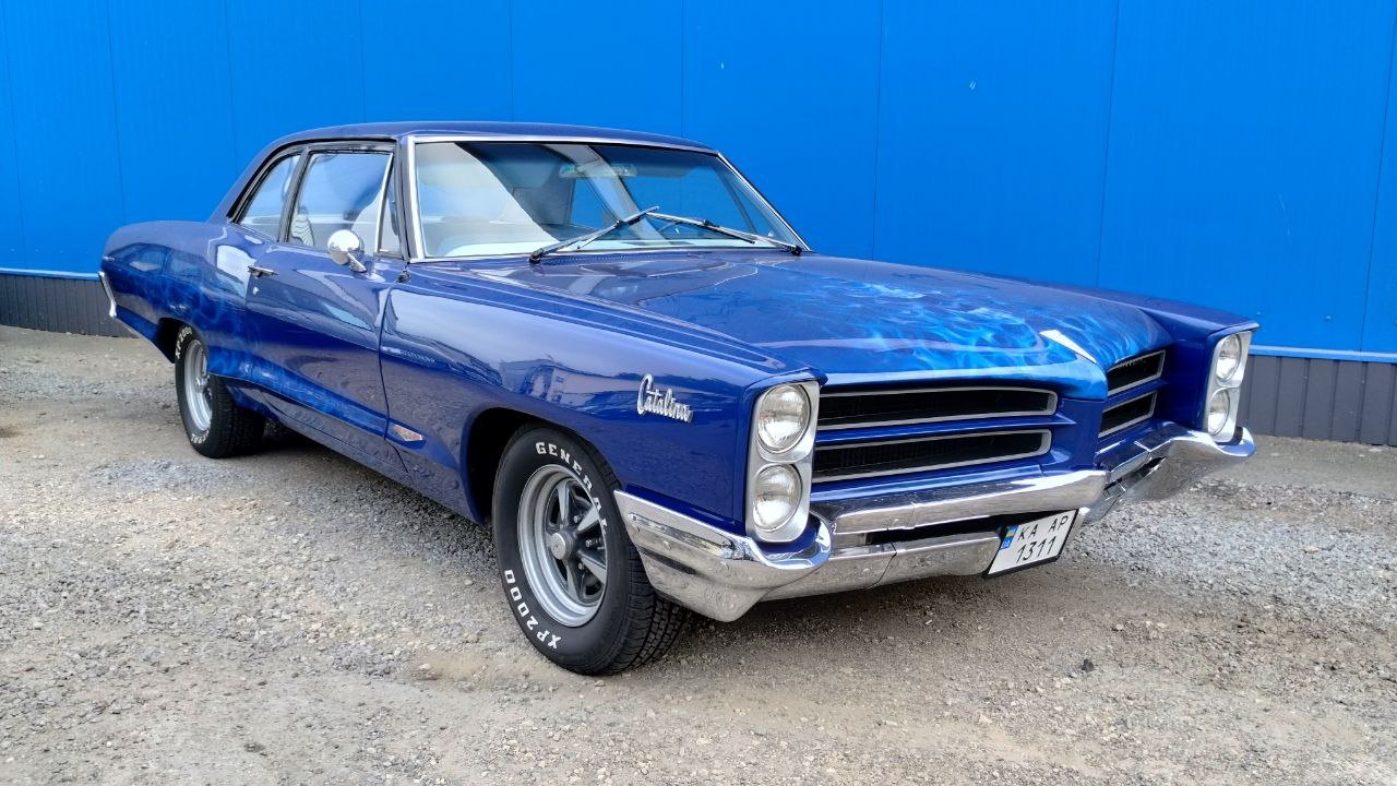 Сотні ретроавто та автобус з Лондона: які машини покажуть на Old Car Land