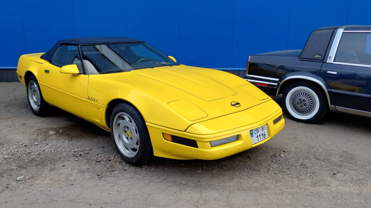 Сотні ретроавто та автобус з Лондона: які машини покажуть на Old Car Land