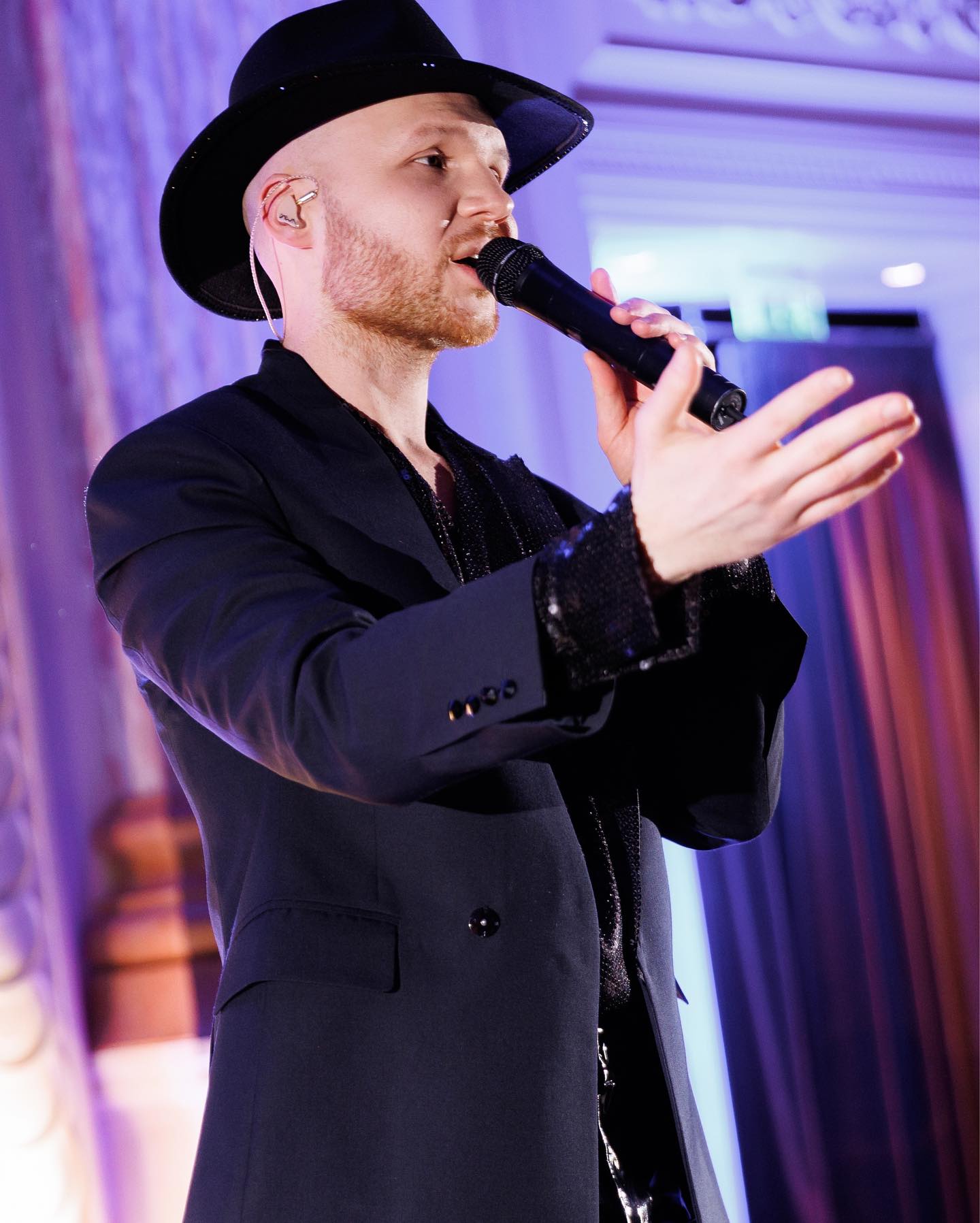 Що стало з Владом Дарвіном - зіркою "Фабрики зірок", який хотів працювати в Міністерстві закордонних справ