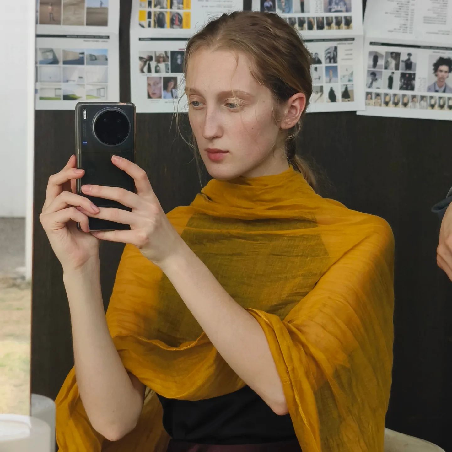 Модель з Маріуполя з'явилася на обкладинці Vogue: хто вона і що про неї відомо