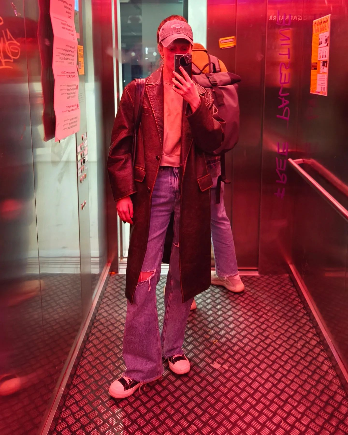 Модель з Маріуполя з'явилася на обкладинці Vogue: хто вона і що про неї відомо