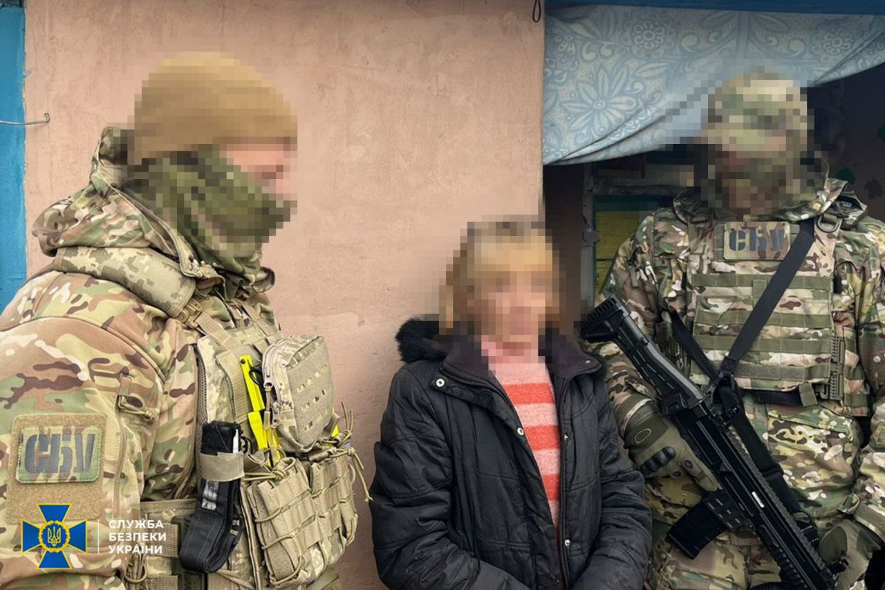 В Донецкой области СБУ разоблачила пенсионерку, которая передавала оккупантам данные о позициях ВСУ
