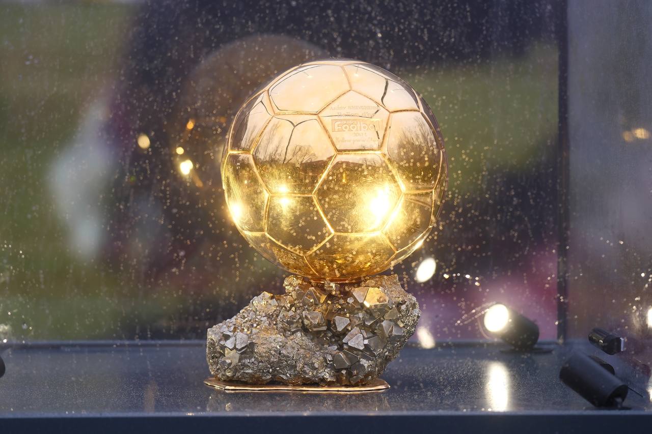 Андрей Шевченко покажет "Золотой мяч" в десяти городах Украины