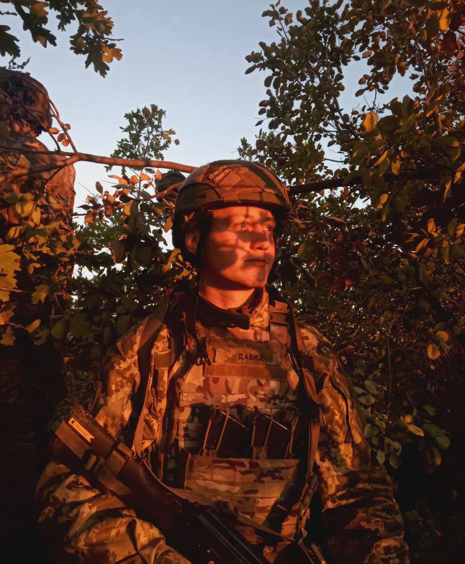 "Є потреба написати за тих, хто цього не зробить". Історія поета, який вступив до лав ЗСУ