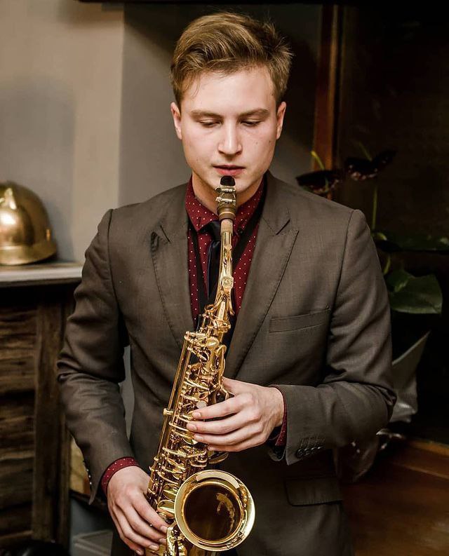 "Наша мета – визволити всіх". Історії українок, які виборюють повернення рідних з полону