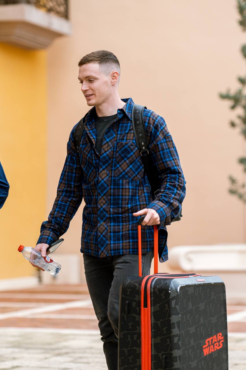 Циганков та "англійці" приєднались до збірної: відео з розташування команди