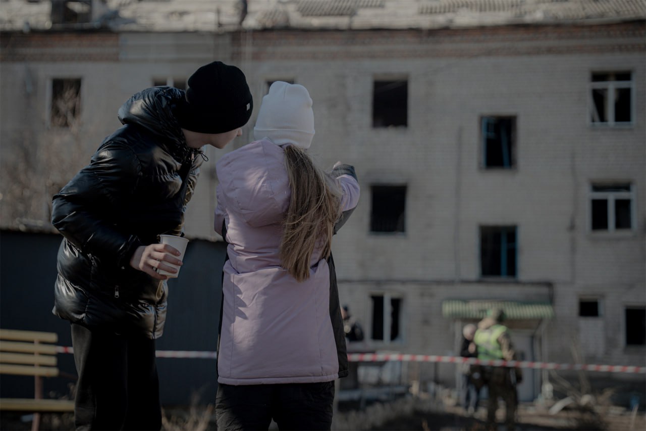 "Мама, мы уже далеко от войны?" Как помочь детям, чьи жизни сломала Россия