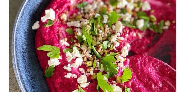 Як з'їсти денну норму овочів у салаті: 10 рецептів корисних весняних соусів