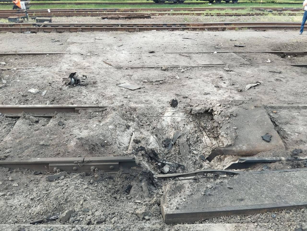 Атака по Україні зачепила "Укрзалізницю": поранені працівники, що з рухом поїздів