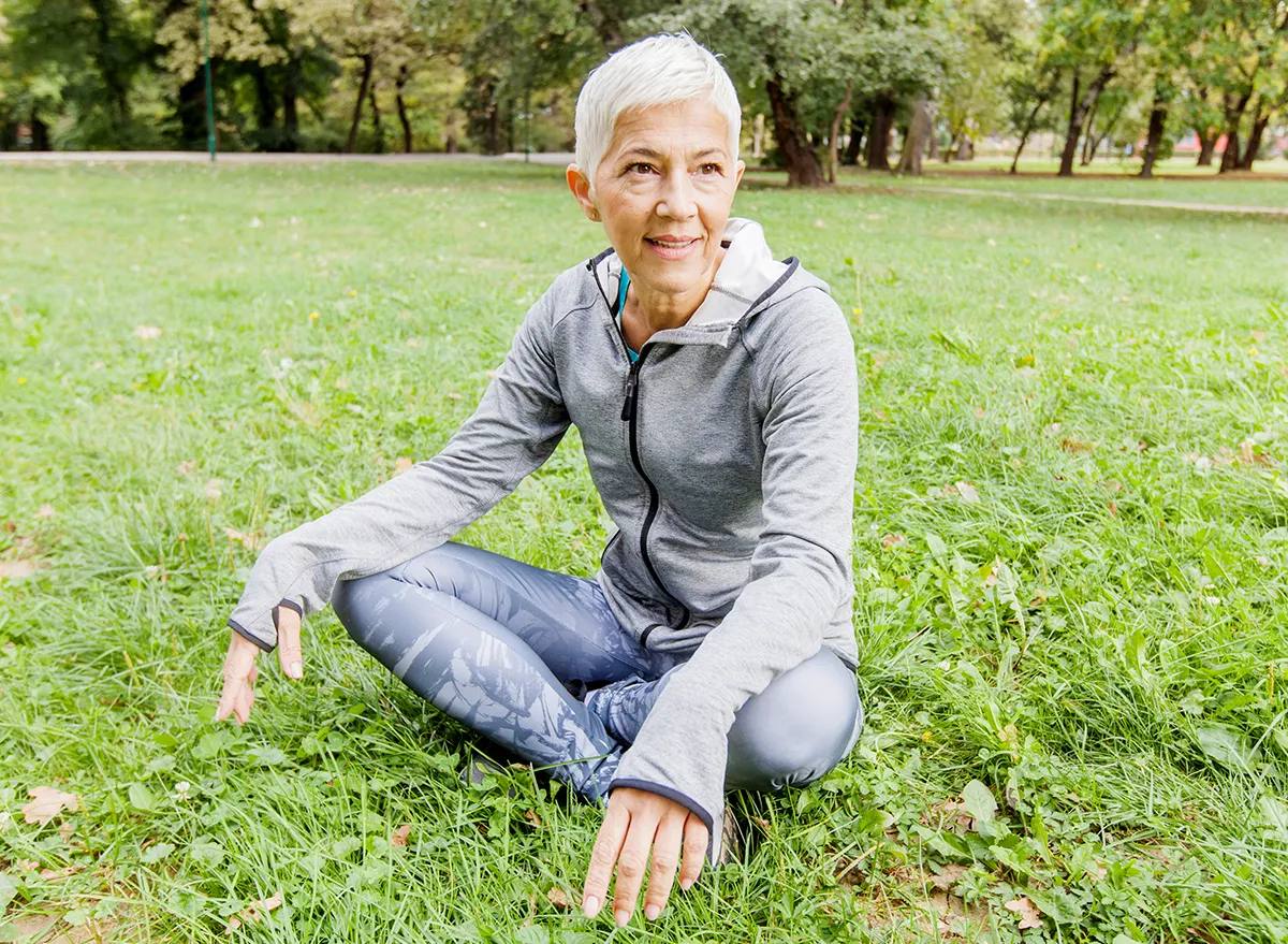 Топ-5 рухів, які визначають швидкість старіння вашого тіла