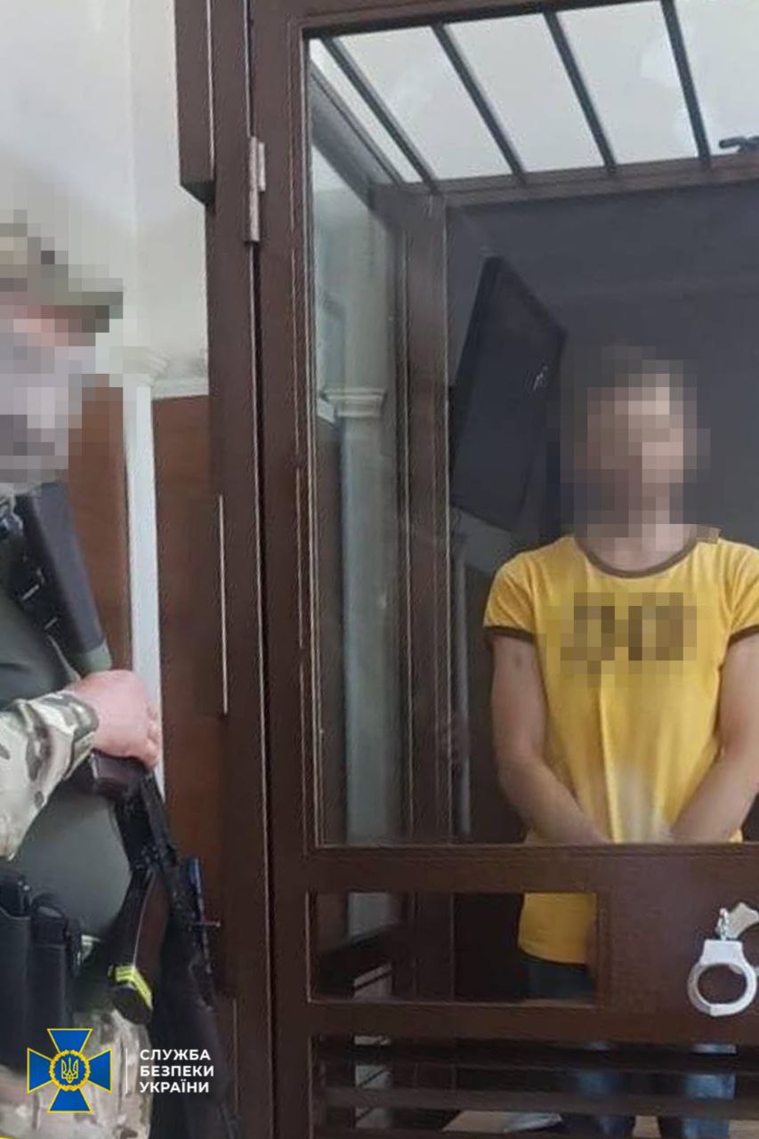 Корректировал обстрелы во время работы в "скорой". Суд вынес приговор предателю