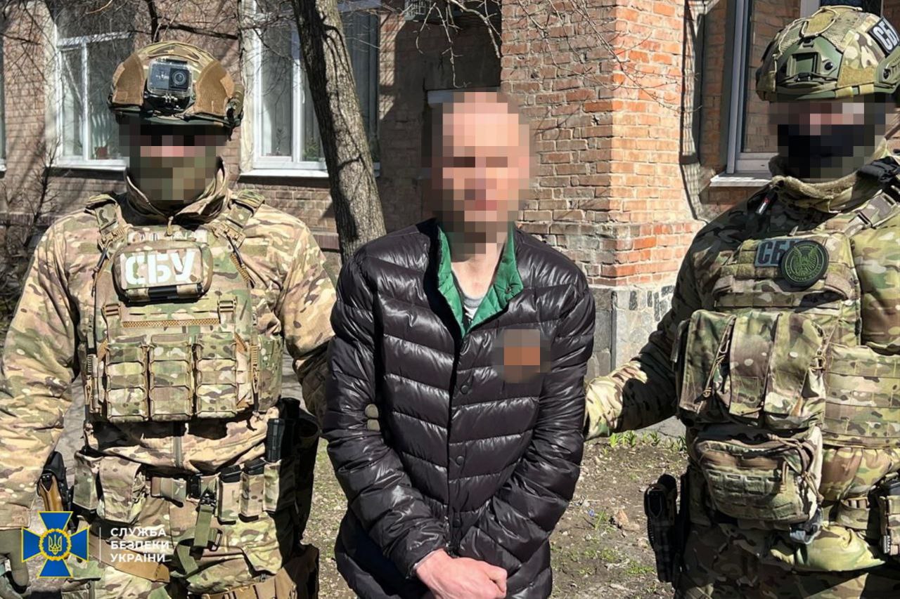 Коригував атаки росіян по шпиталях ЗСУ на Полтавщині: СБУ викрила ворожого агента