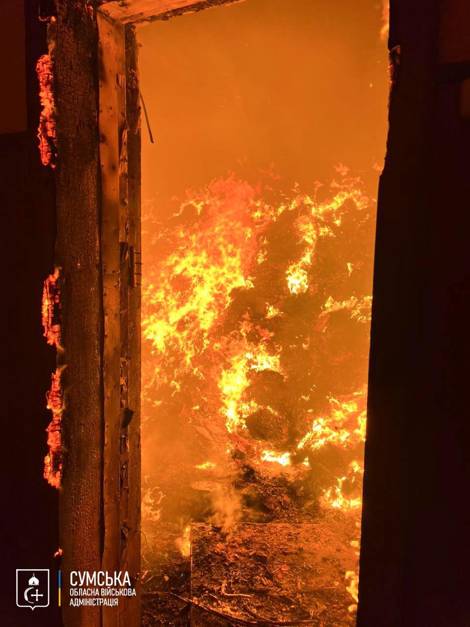 Суми частково без світла, у місті пожежі та постраждалий: названі наслідки удару "Шахедів"