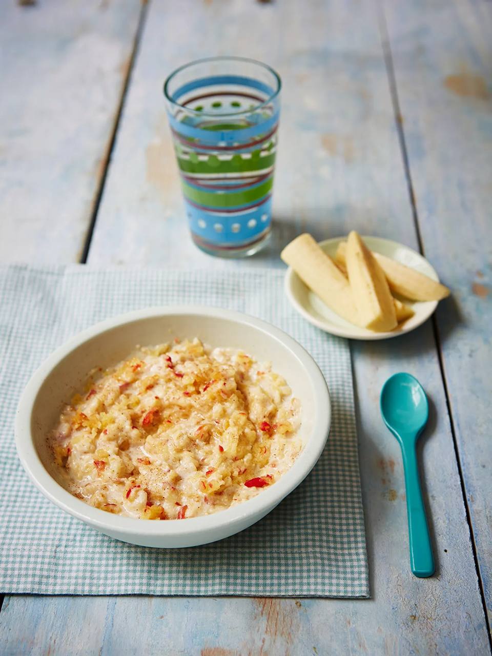 Вівсянка по-новому від Джеймі Олівера: незвичний рецепт з корицею