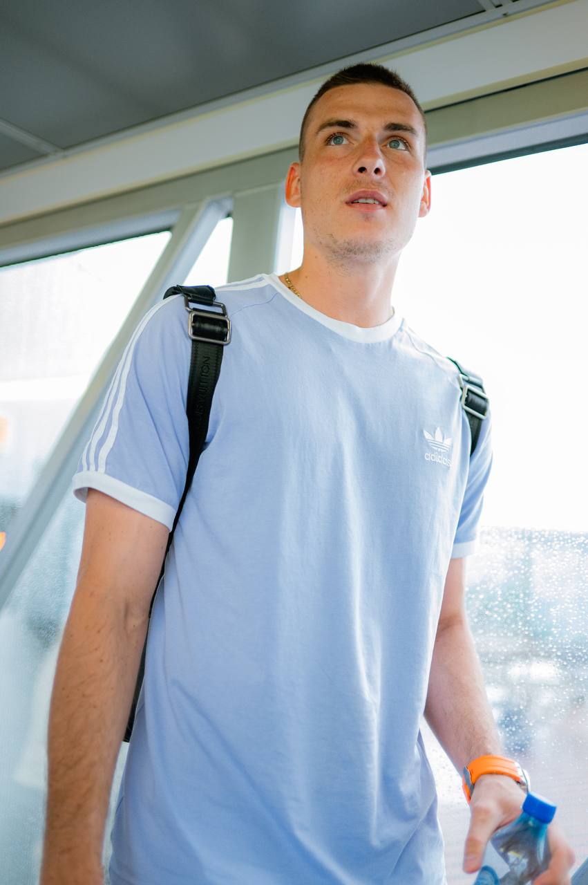 Збірна України прибула в Торонто для участі в Canadian Shield: де і коли дивитися матчі