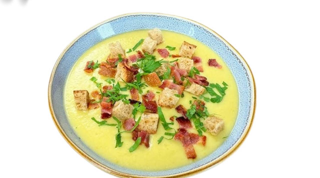 Топ-6 смачних страв з кабачків, які варто приготувати цього літа