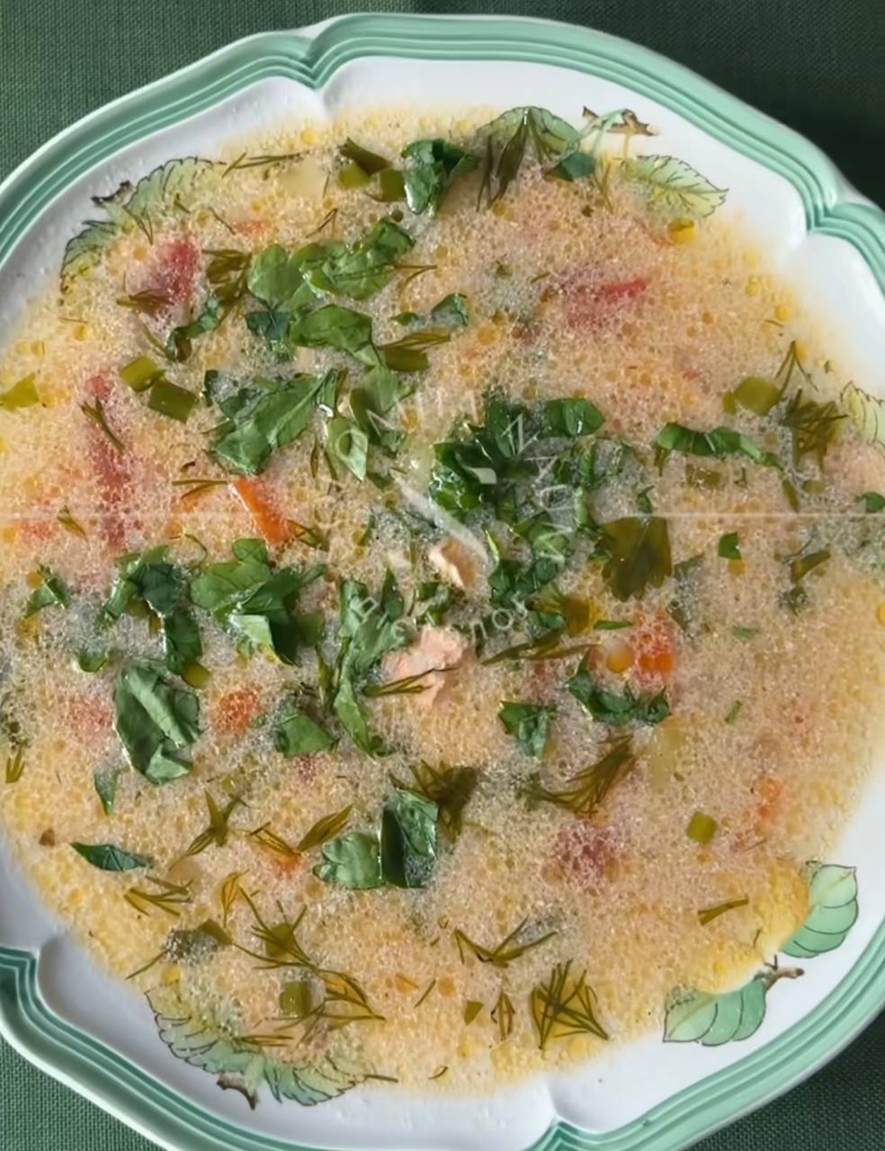 Рецепт супу, який хочеться їсти влітку щодня: виходить дуже ароматним