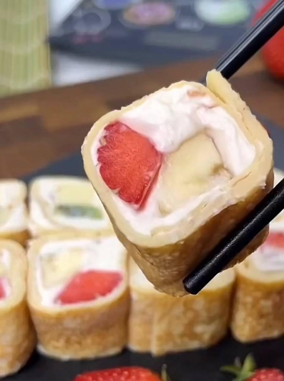 Ці полуничні роли - найсмачніше, що ви приготуєте цього літа