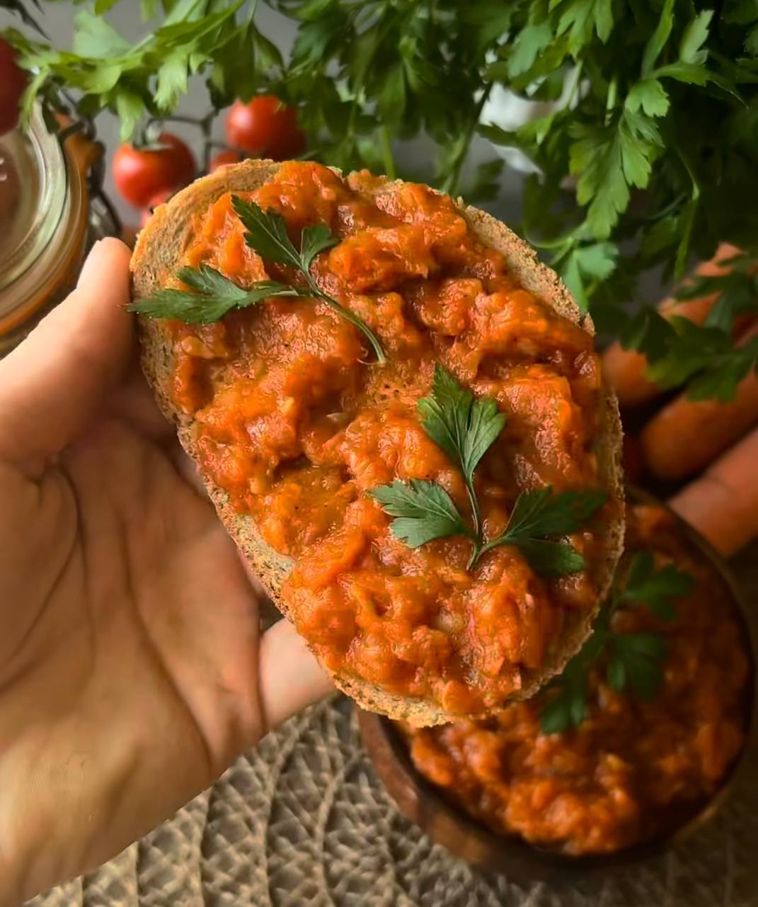 Ніжна ікра з кабачків, яка підкорює з першої ложки: легкий рецепт