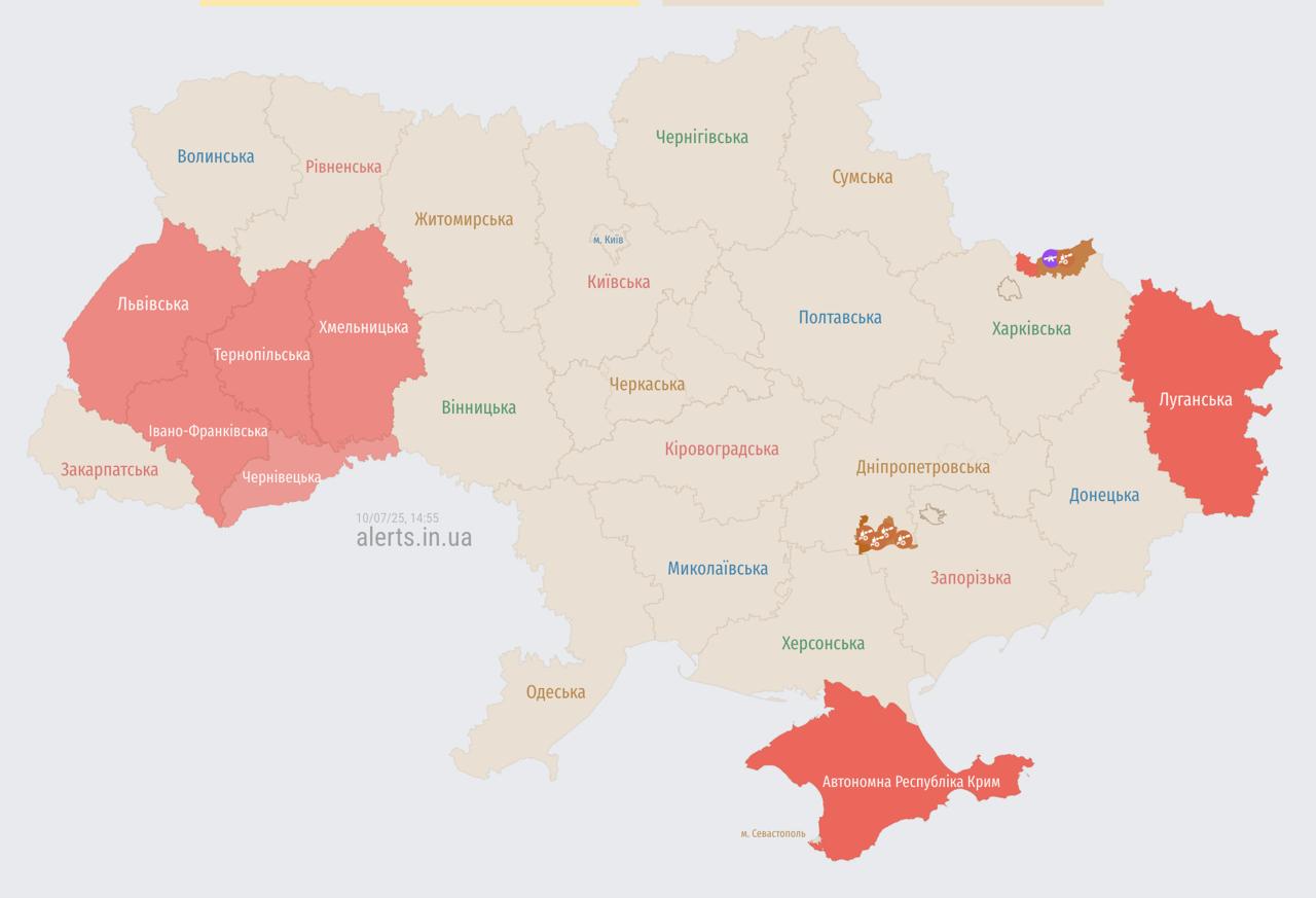 На Буковині лунають вибухи на тлі атаки дронів