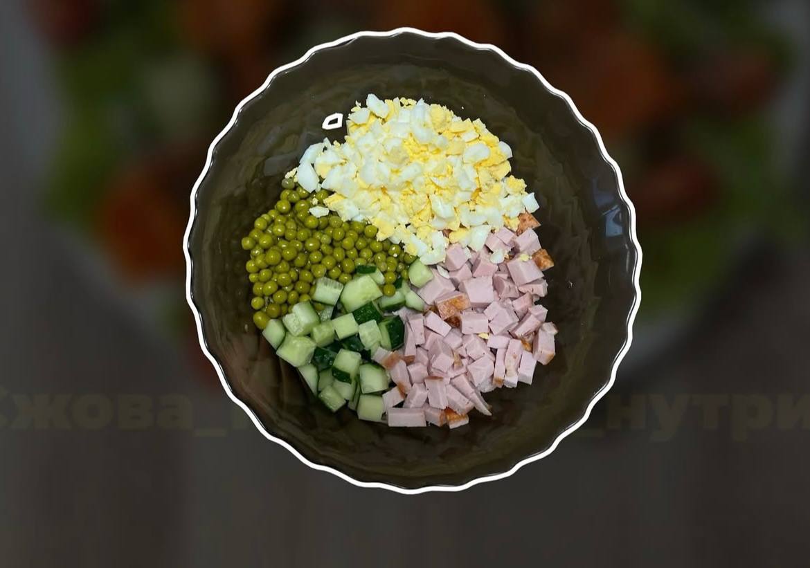 Не тільки смачні, а й корисні: 5 рецептів сезонних салатів для обіду чи вечері