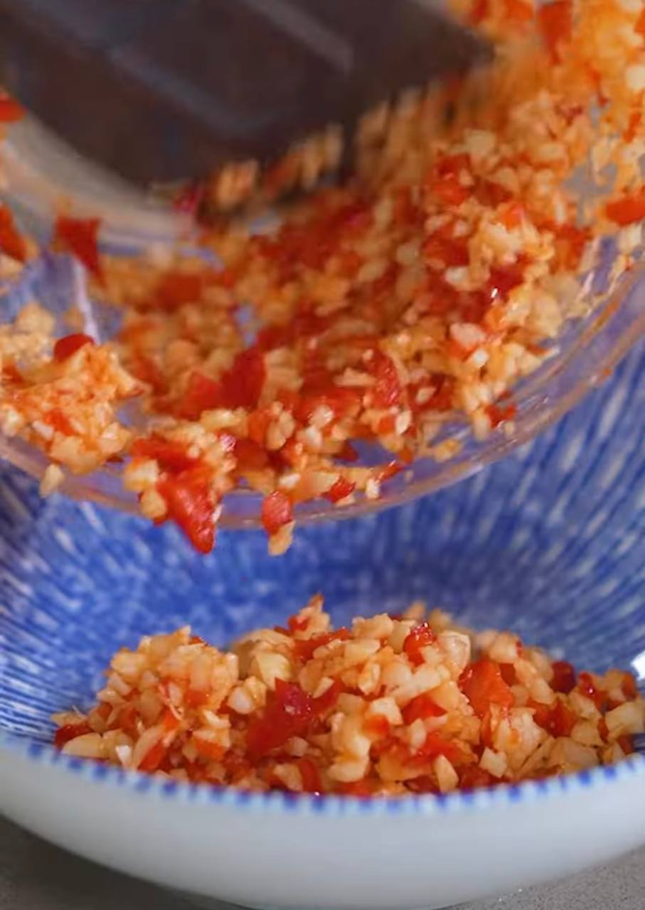 Родина буде в захваті: рецепт пряної овочевої закуски на зиму