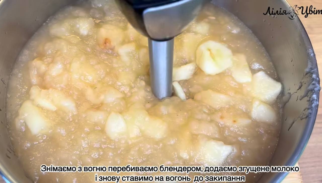 Смачний крем з яблук на зиму: ви будете їсти його ложками