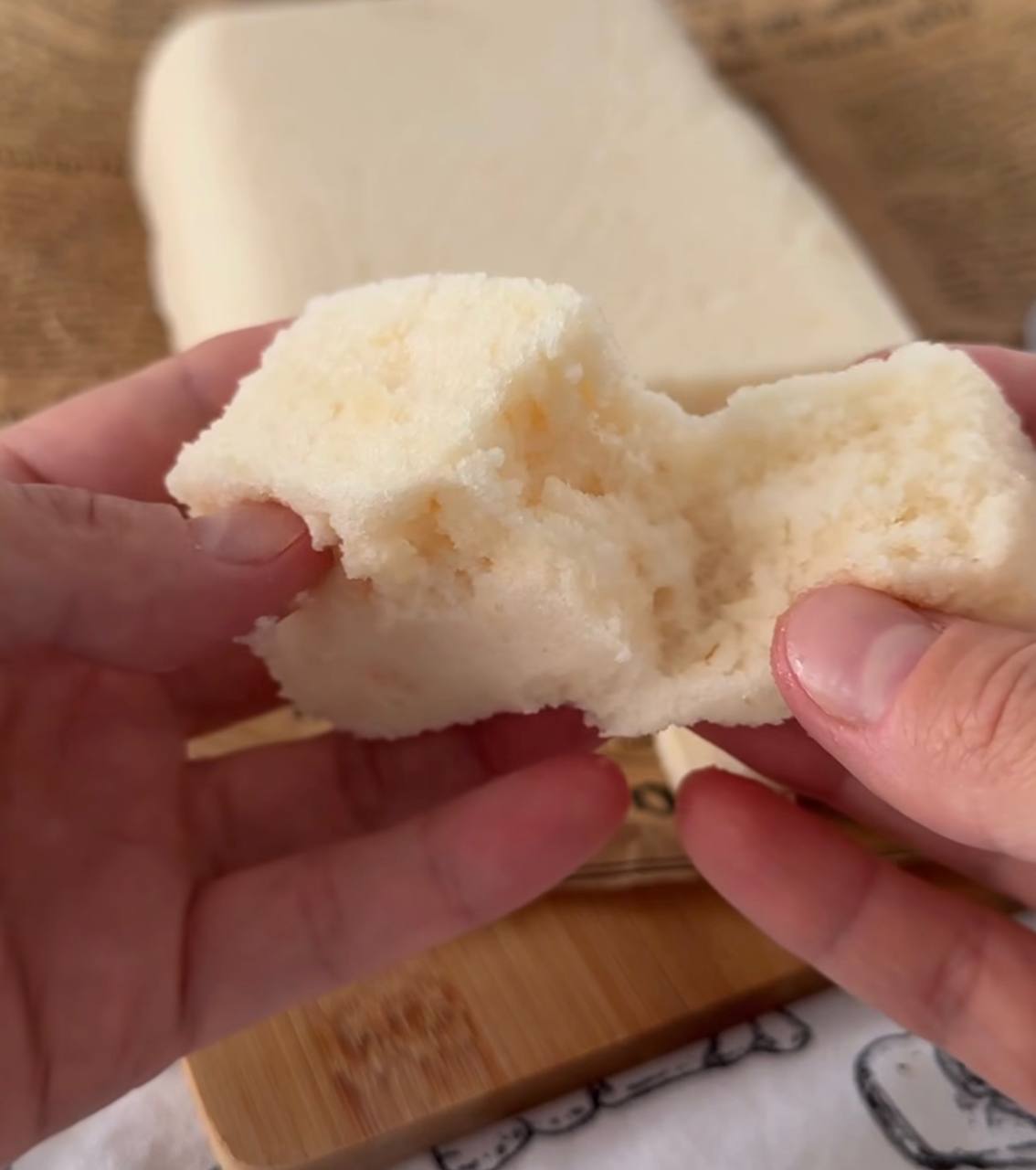 Повітряний, як хмаринка: рецепт дієтичного десерту без цукру