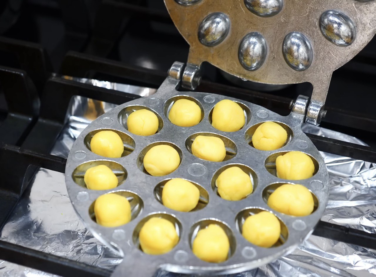 Домашні горішки "Рафаелло", які швидко з'їдаються: усі будуть просити добавки