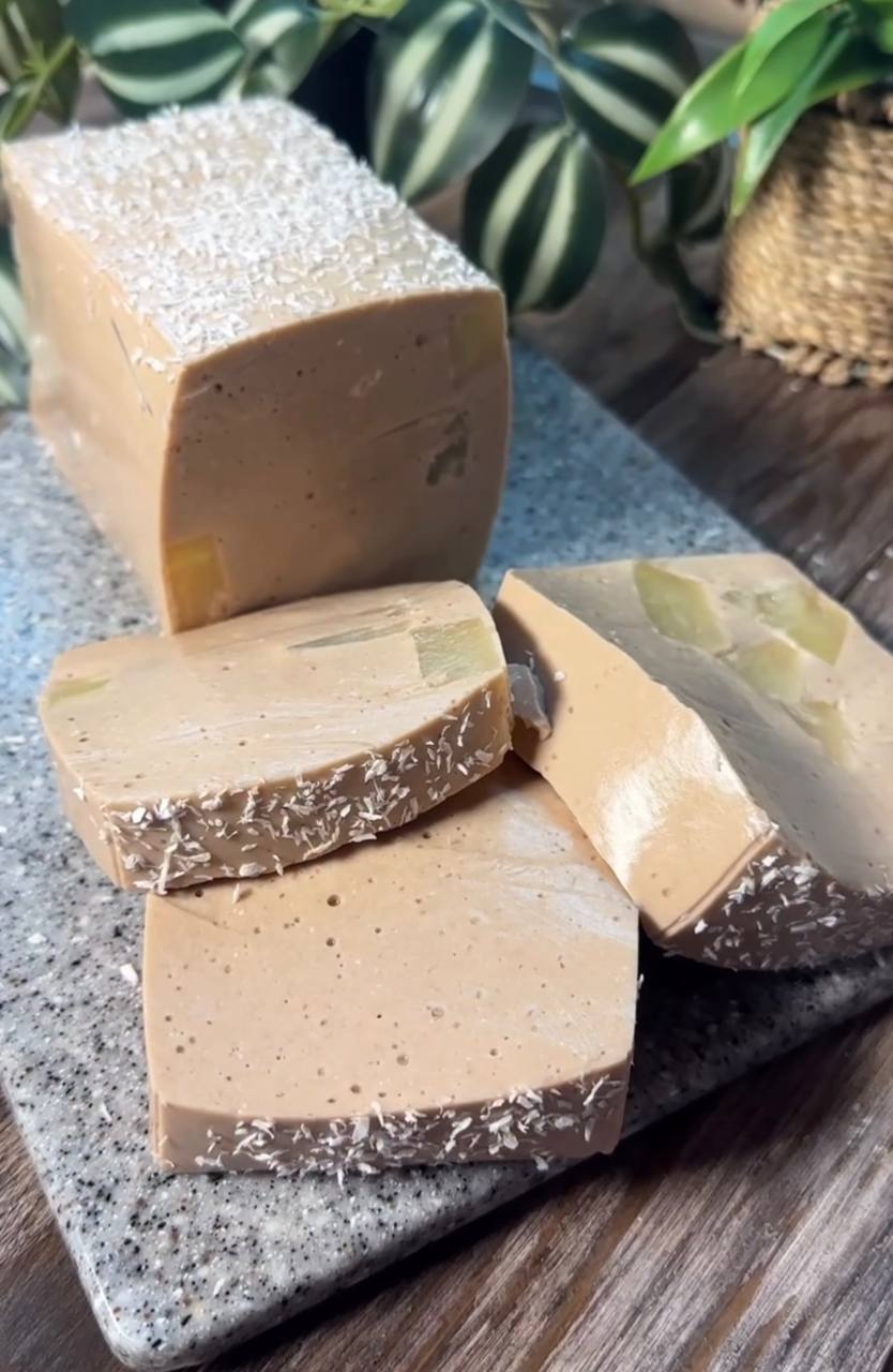 Легкий десерт з ананасами за 10 хв: без клопоту і дуже смачно