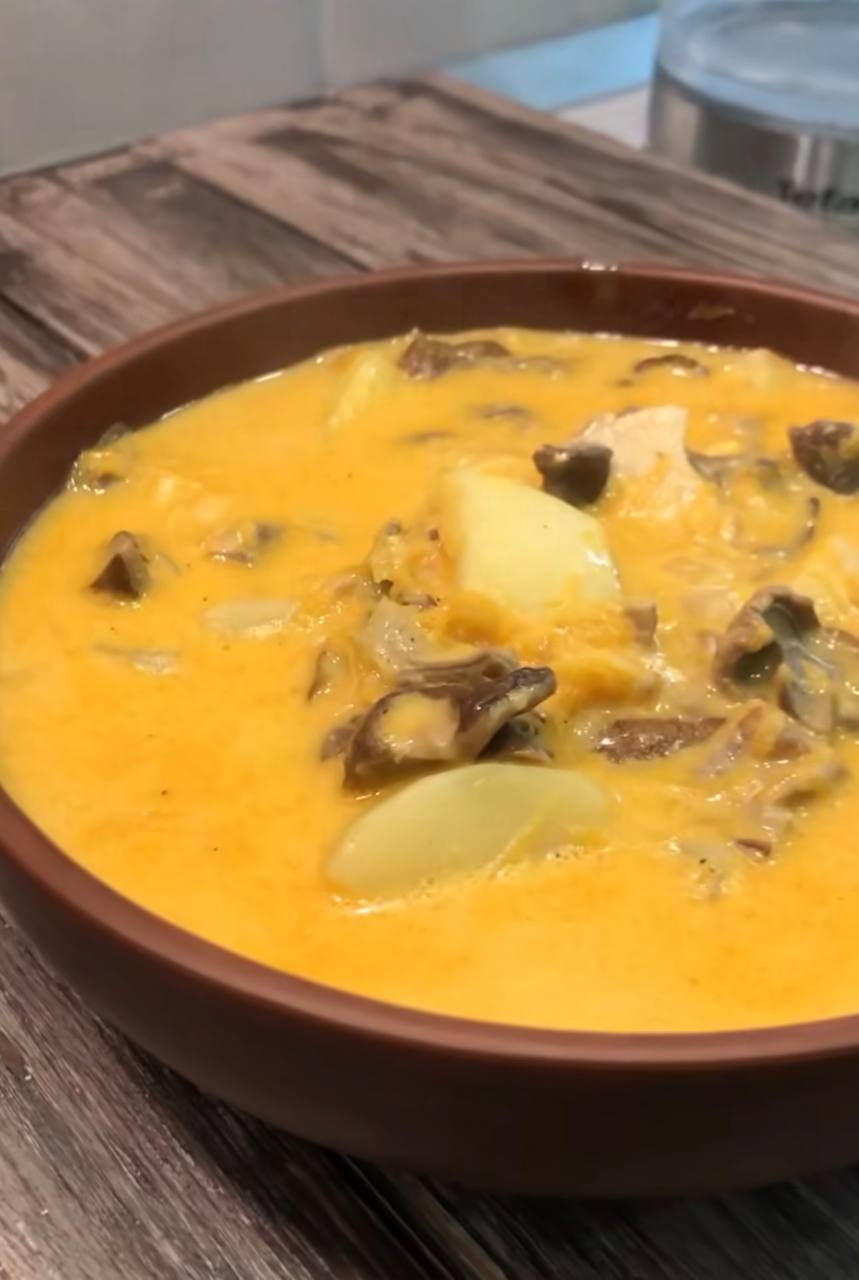 Традиційна карпатська юшка з грибів: аромат та смак здивують усіх