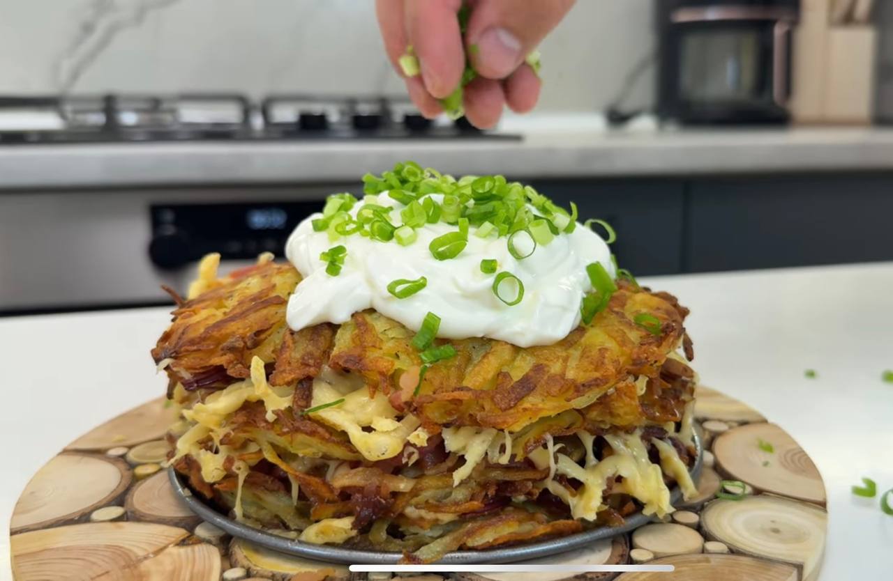 Торт из дерунов: рецепт нового блюда украинской кухни