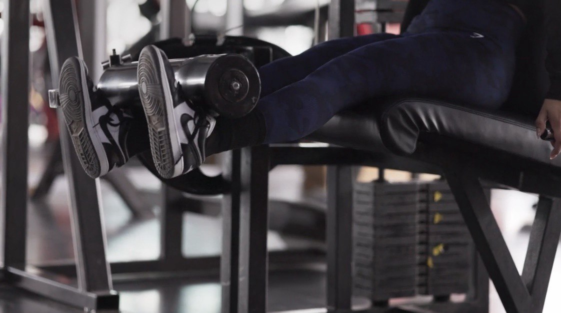 Сильні коліна без болю: 6 вправ, які варто виконувати кожному