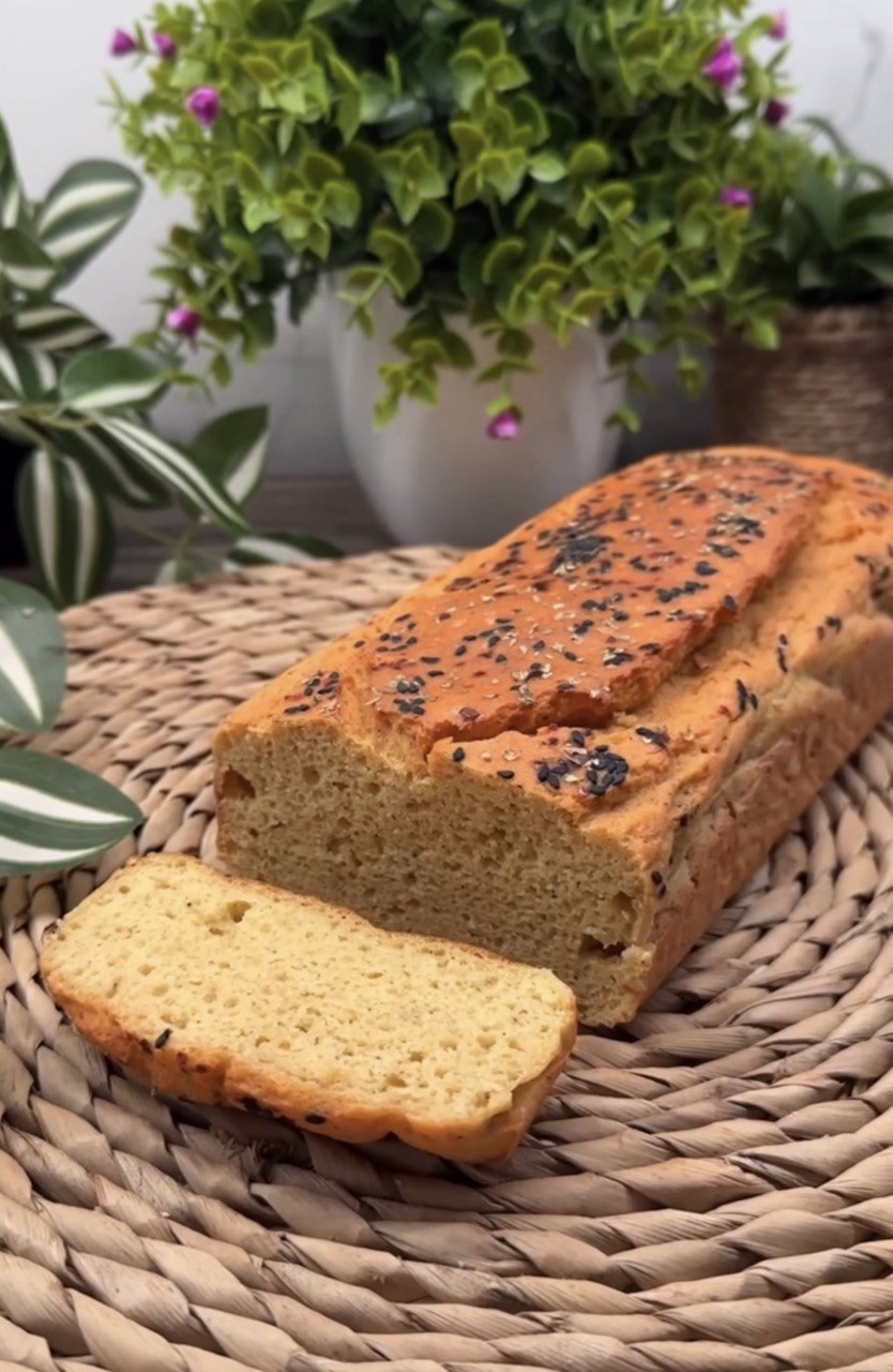 Рецепт корисного і ситного хліба: готується максимально легко