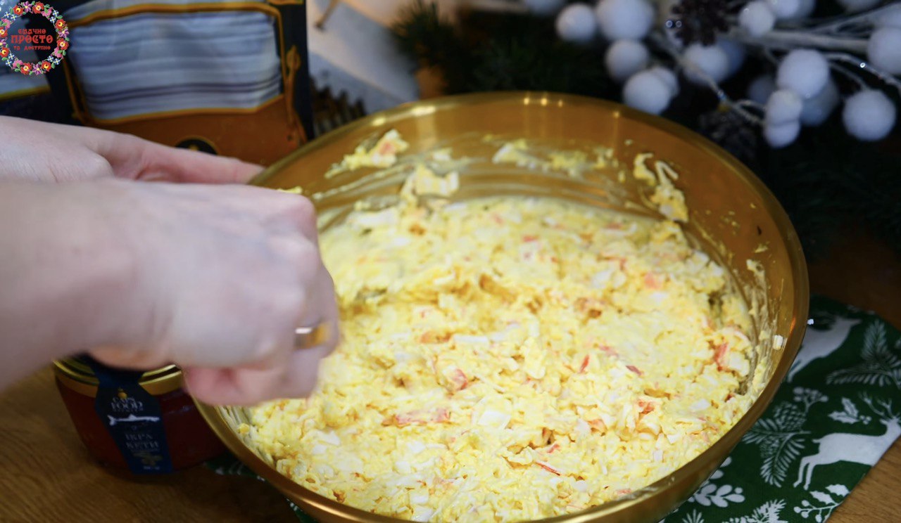 Ця святкова закуска здивує усіх гостей: завжди з'їдається першою