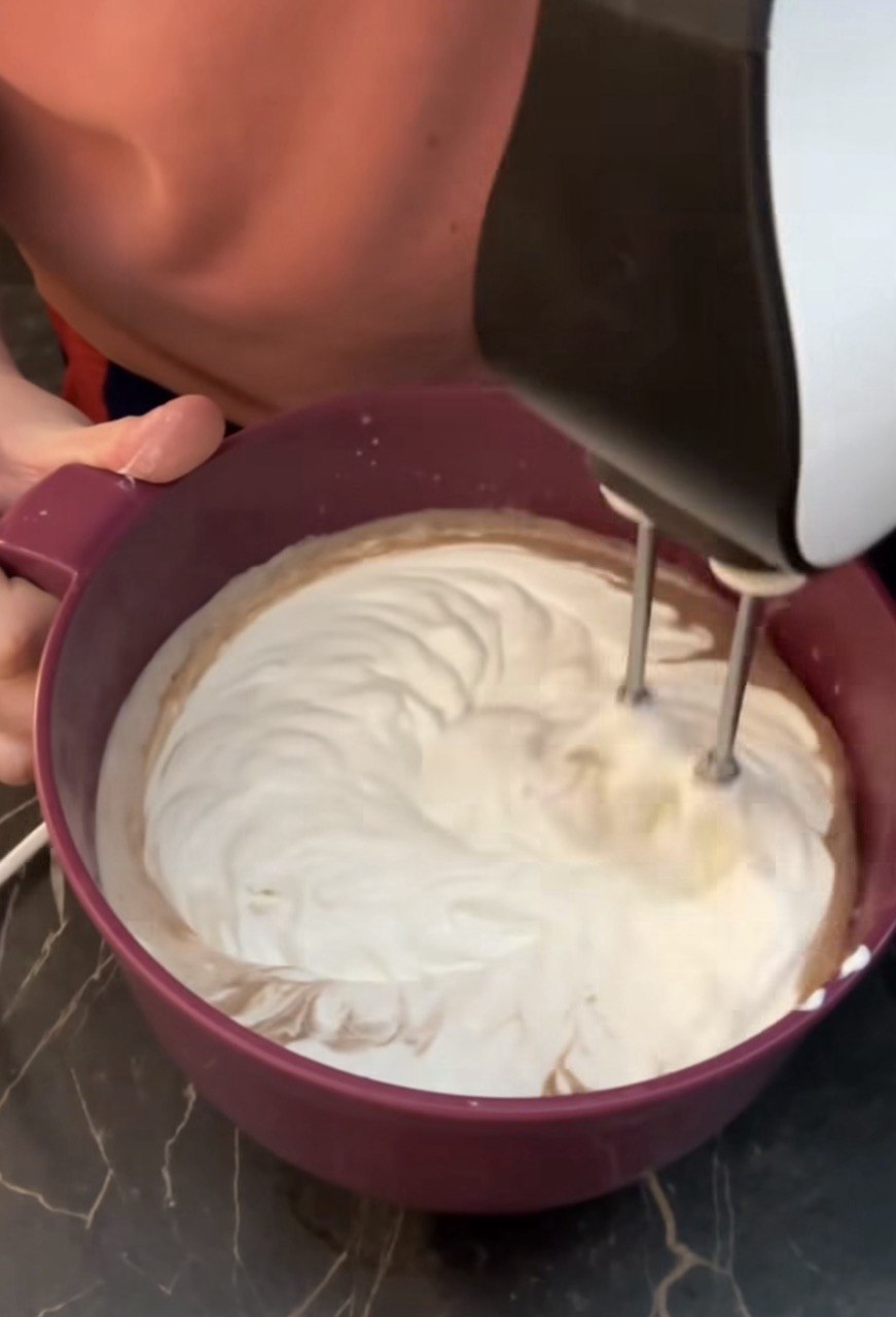 Найкрасивіший мусовий торт, який просто тане у роті: детальний рецепт