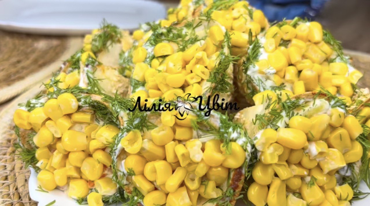 Закуска з лаваша, яка виглядає дорого та ефектно: легкий рецепт