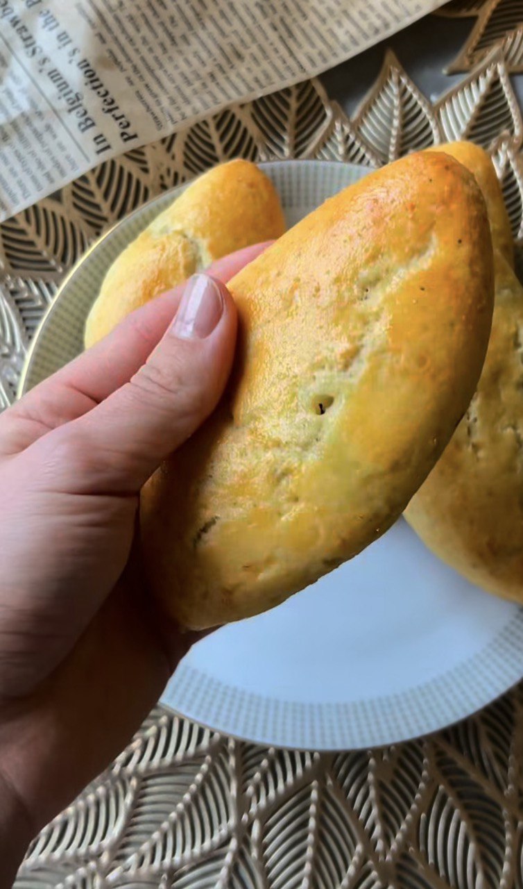 Корисні пиріжки з грушею, які не шкодять фігурі: готуються дуже легко