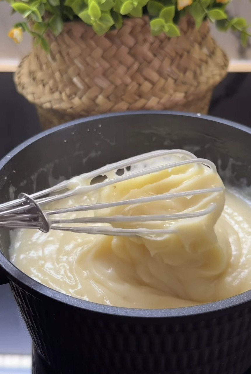 Смачний торт без духовки за 15 хв: простий рецепт, який вийде у кожного