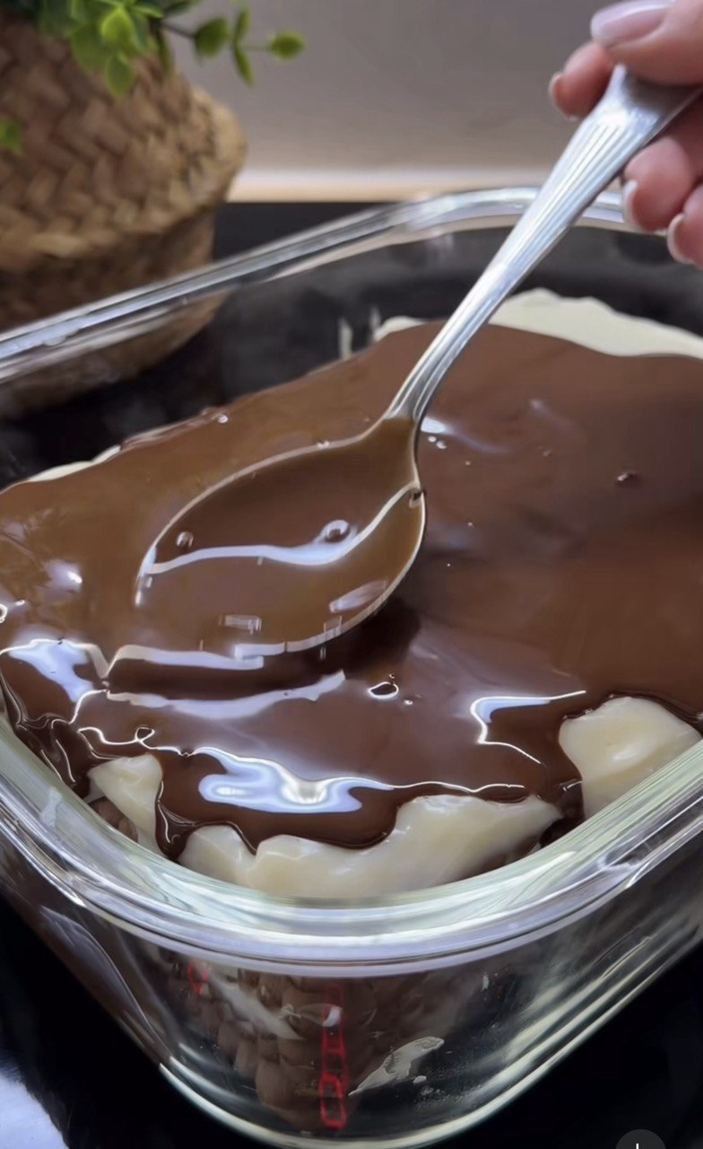 Смачний торт без духовки за 15 хв: простий рецепт, який вийде у кожного