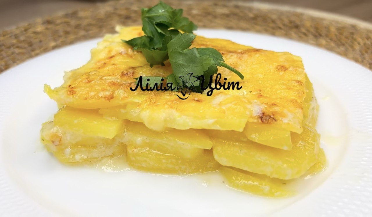 Ідеальна страва з картоплі з молочним соусом: дуже легкий рецепт