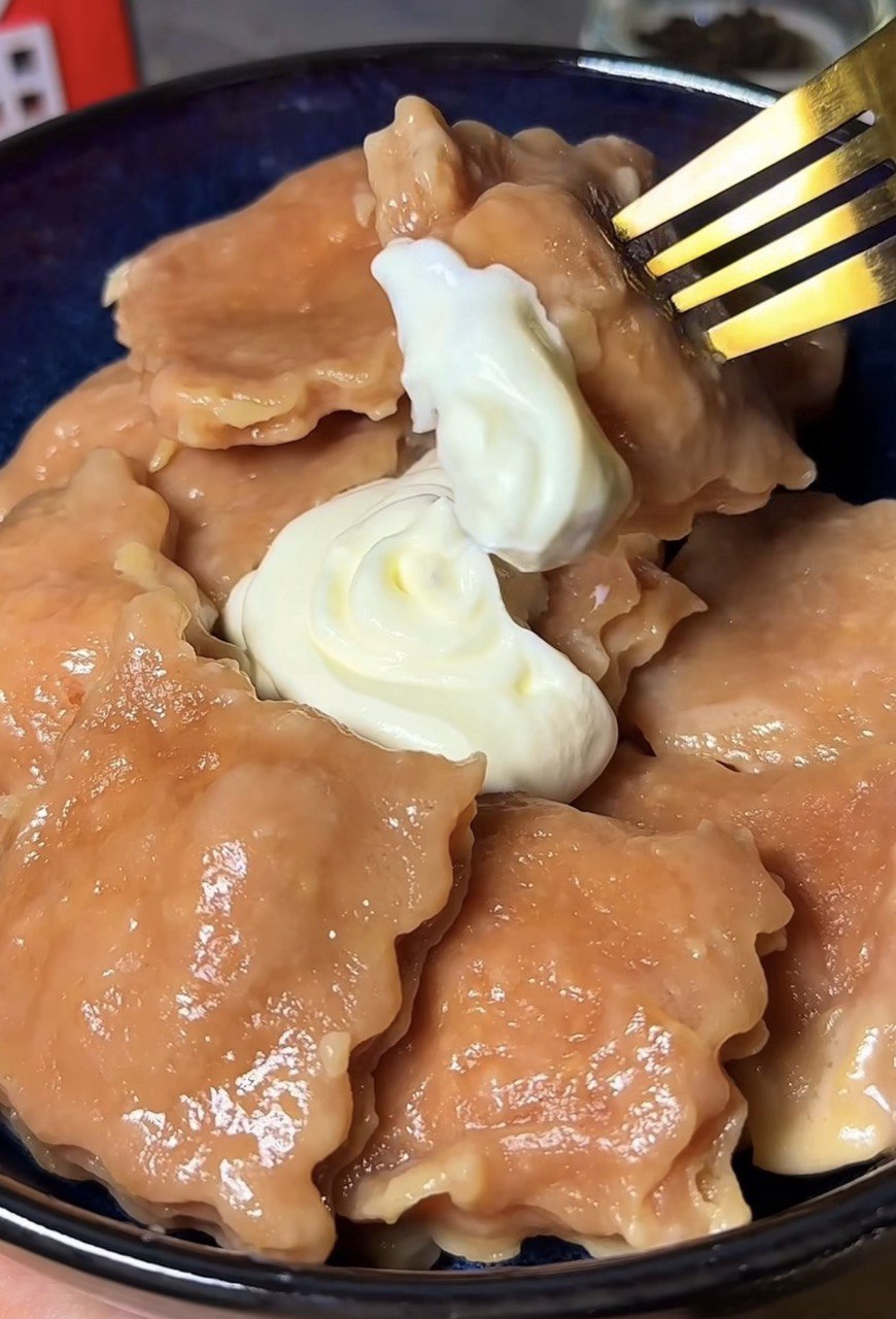 Рожеві равіолі з ефектом “вау”: виглядають дорого, а готуються легко