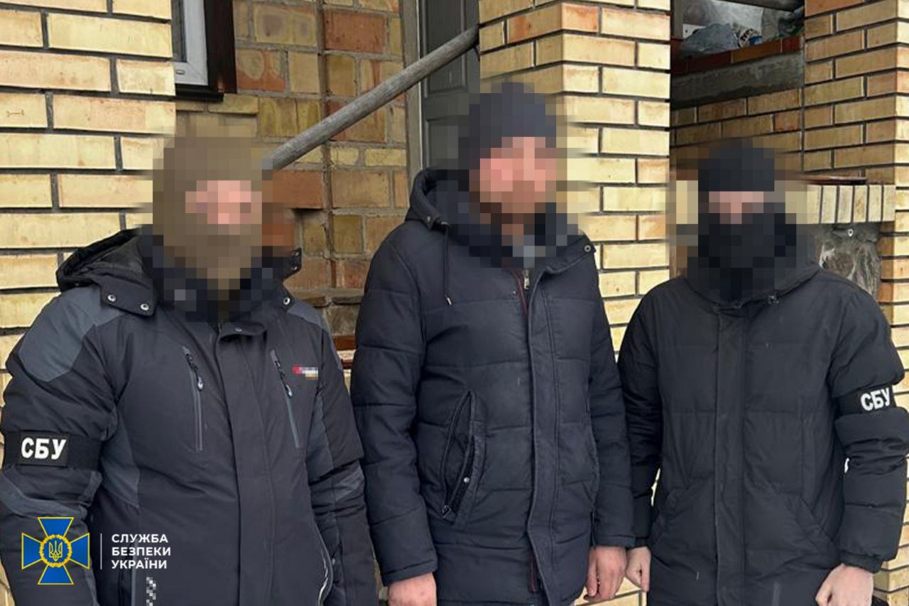 Коригував вогонь на Донеччині: СБУ затримала агента РФ під Києвом