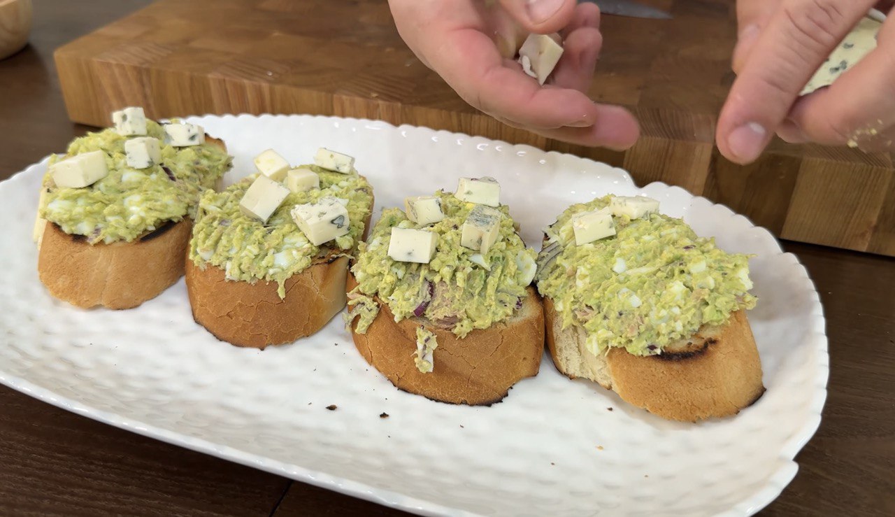 Корисний сніданок без світла: готується швидко і завжди виручає