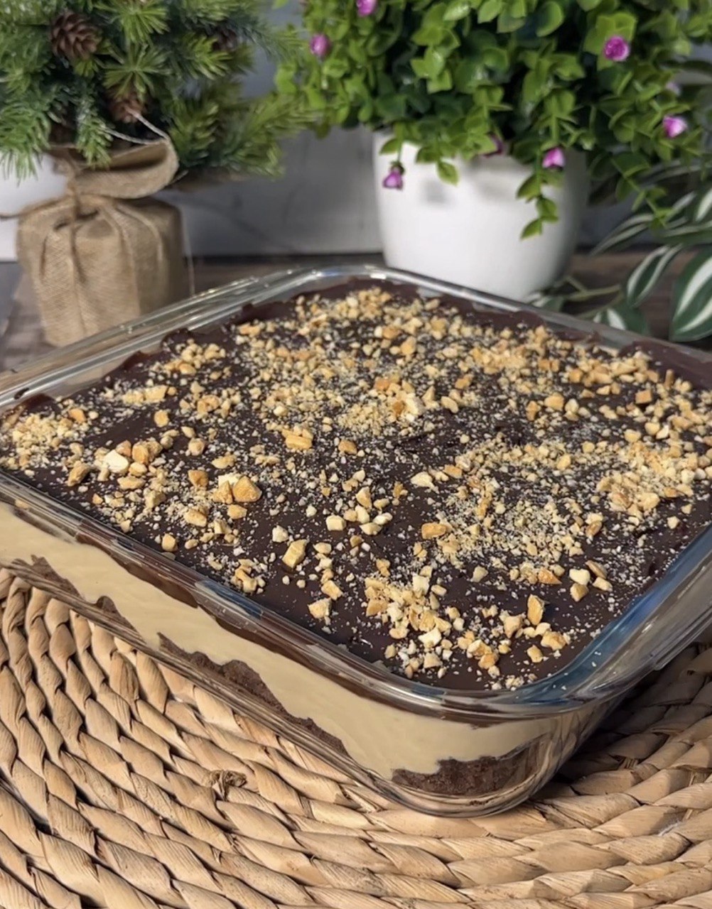 Не получился бисквит? Вот как превратить его в новый десерт