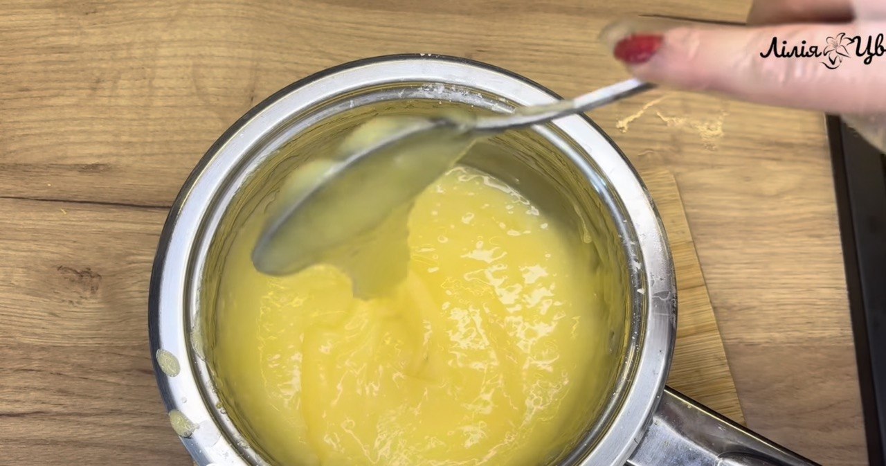 Трендова паска з кремом: легко готується і завжди зникає зі столу першою