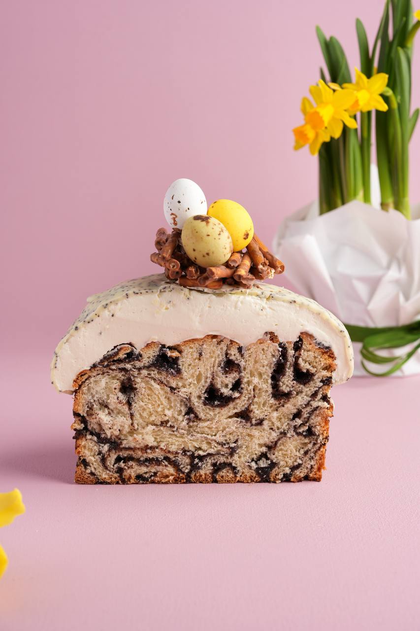 Этот рецепт ищут все: влажная паска с сухофруктами от Лизы Глинской