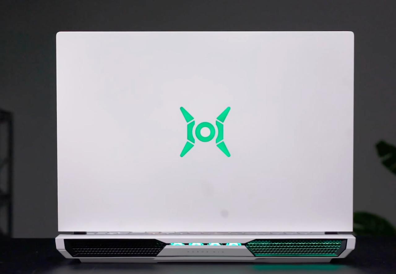 Мощность 270 Вт и защита от головокружения: Honor представила игровой флагман WIN H9